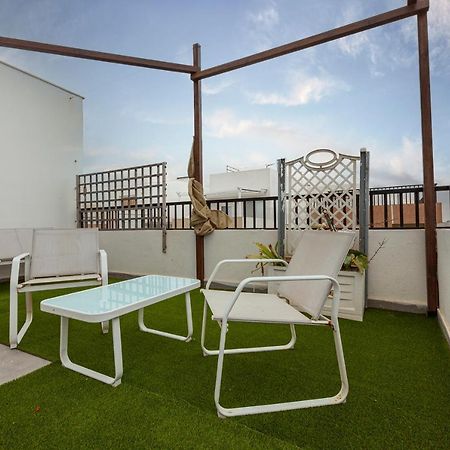 Perfect Seaview Penthouse Apartment Сейнт Полс Бей Екстериор снимка