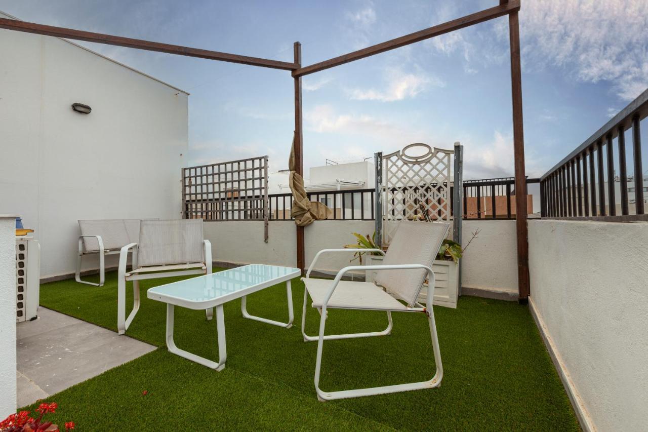 Perfect Seaview Penthouse Apartment Сейнт Полс Бей Екстериор снимка